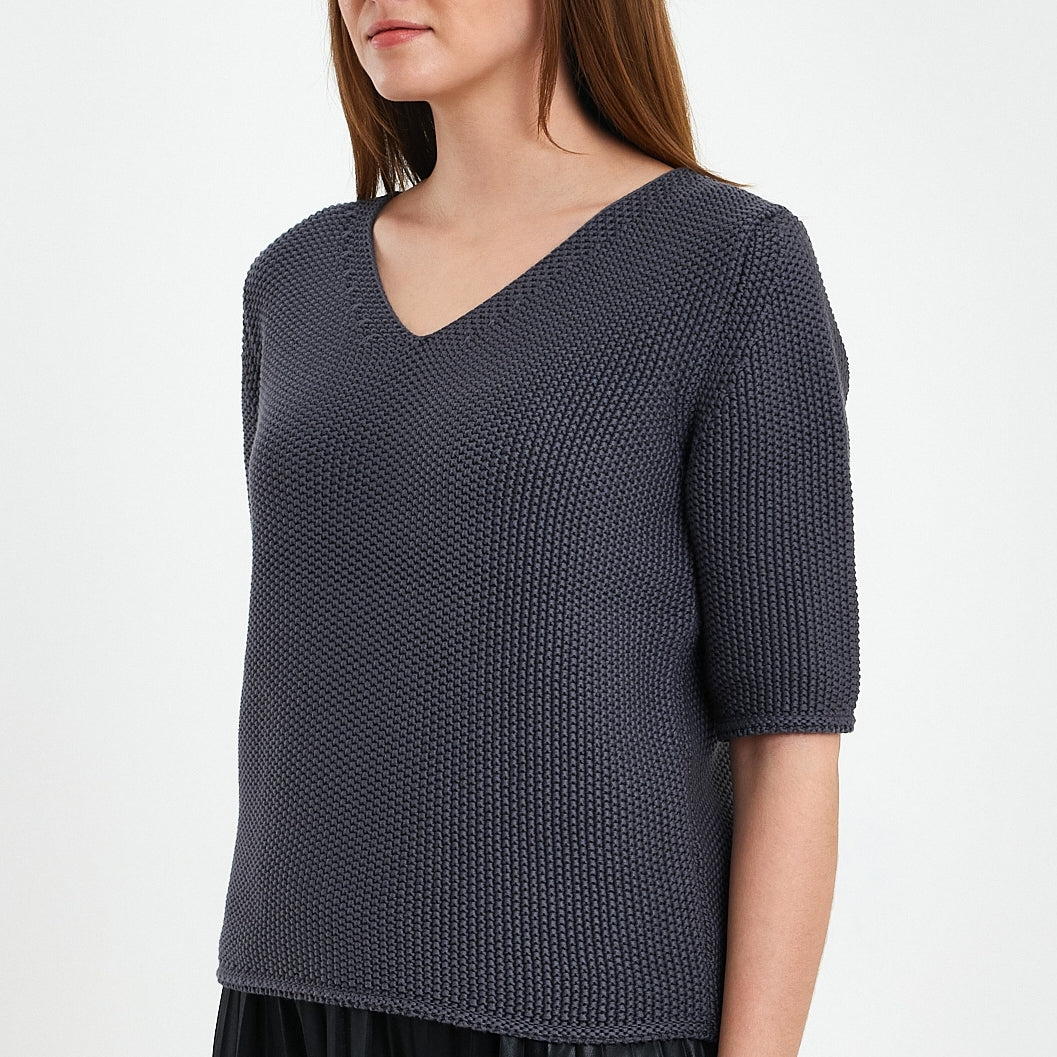 Anthracite V Neck Half Sleeve Pullover