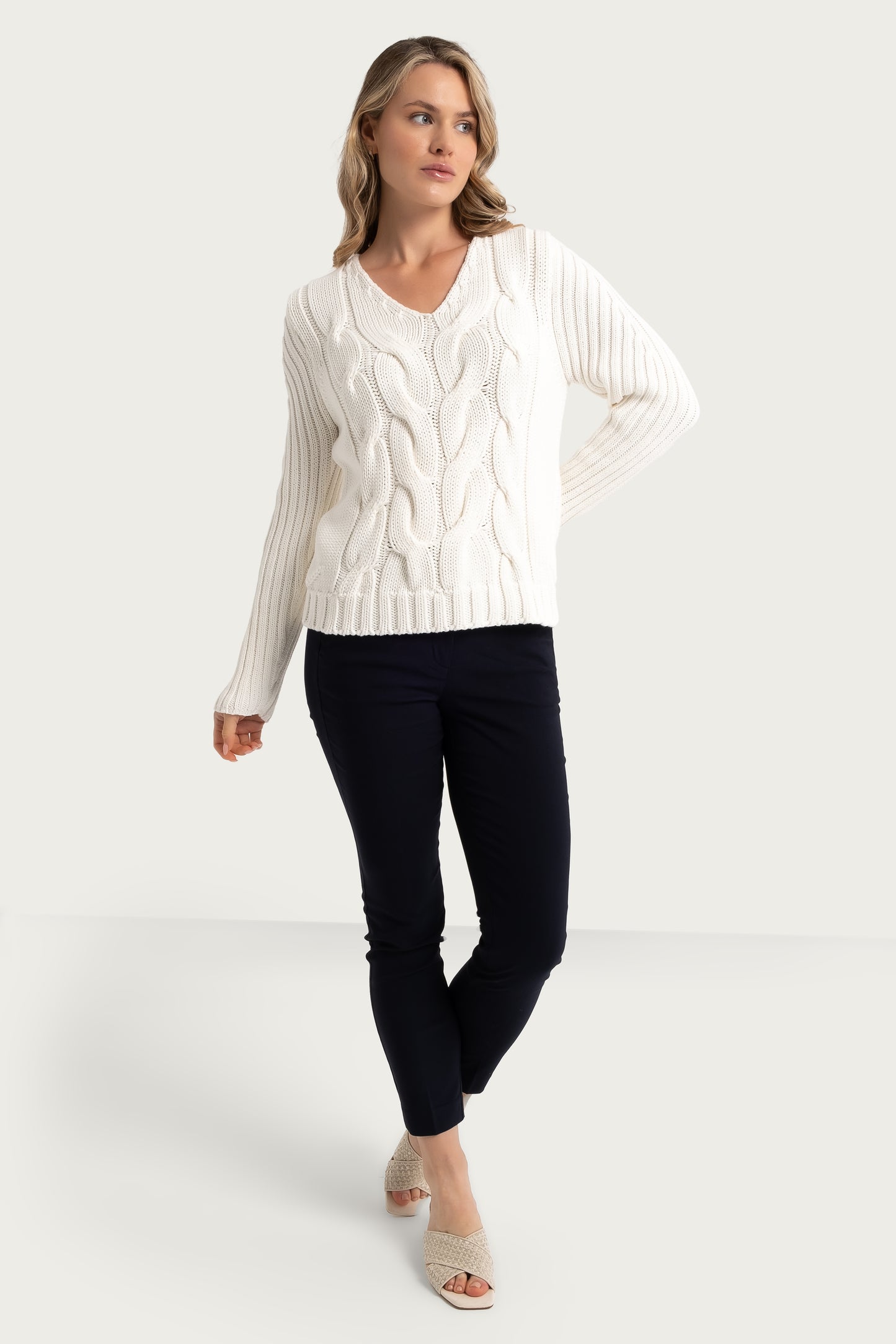 Ecru Long Sleeve V-Neck Pullover