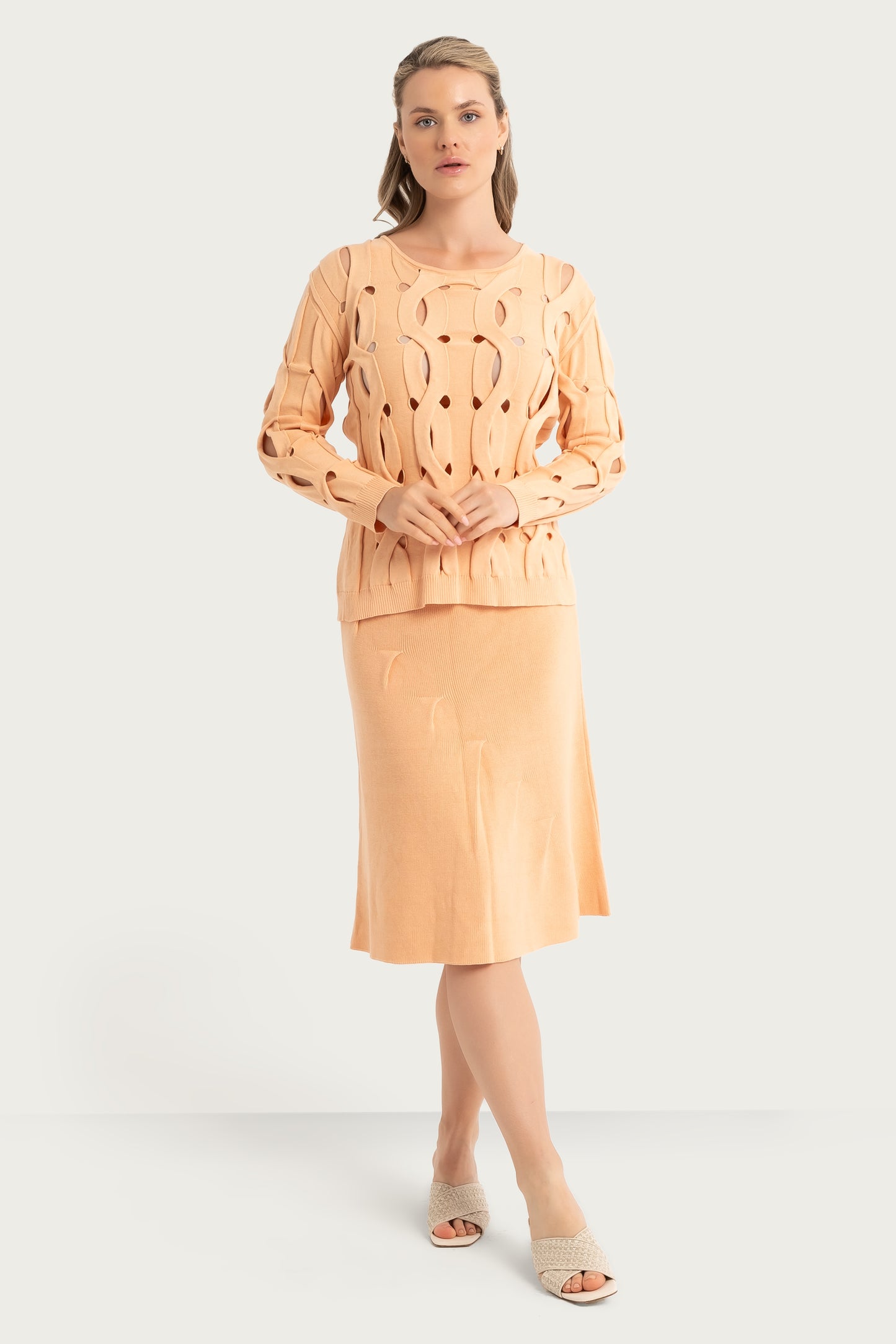 Apricot Pullover